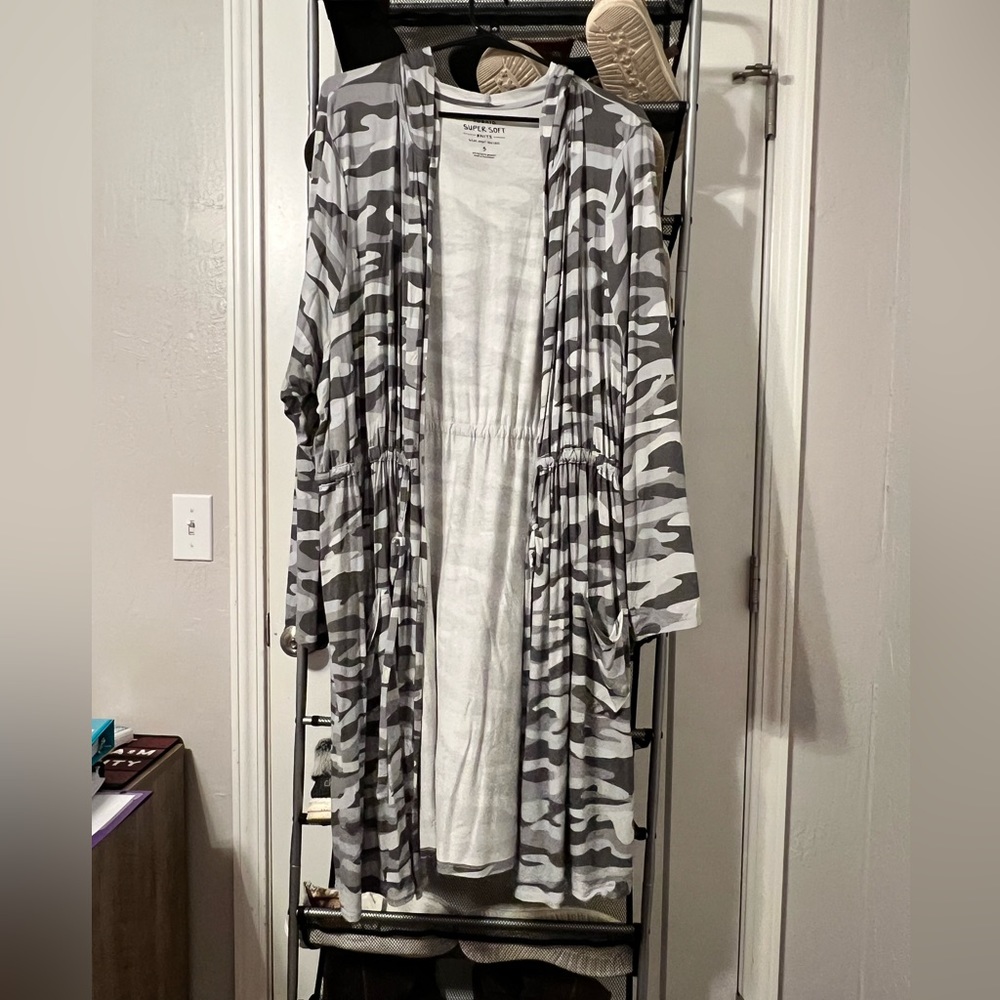 Torrid Cardigan